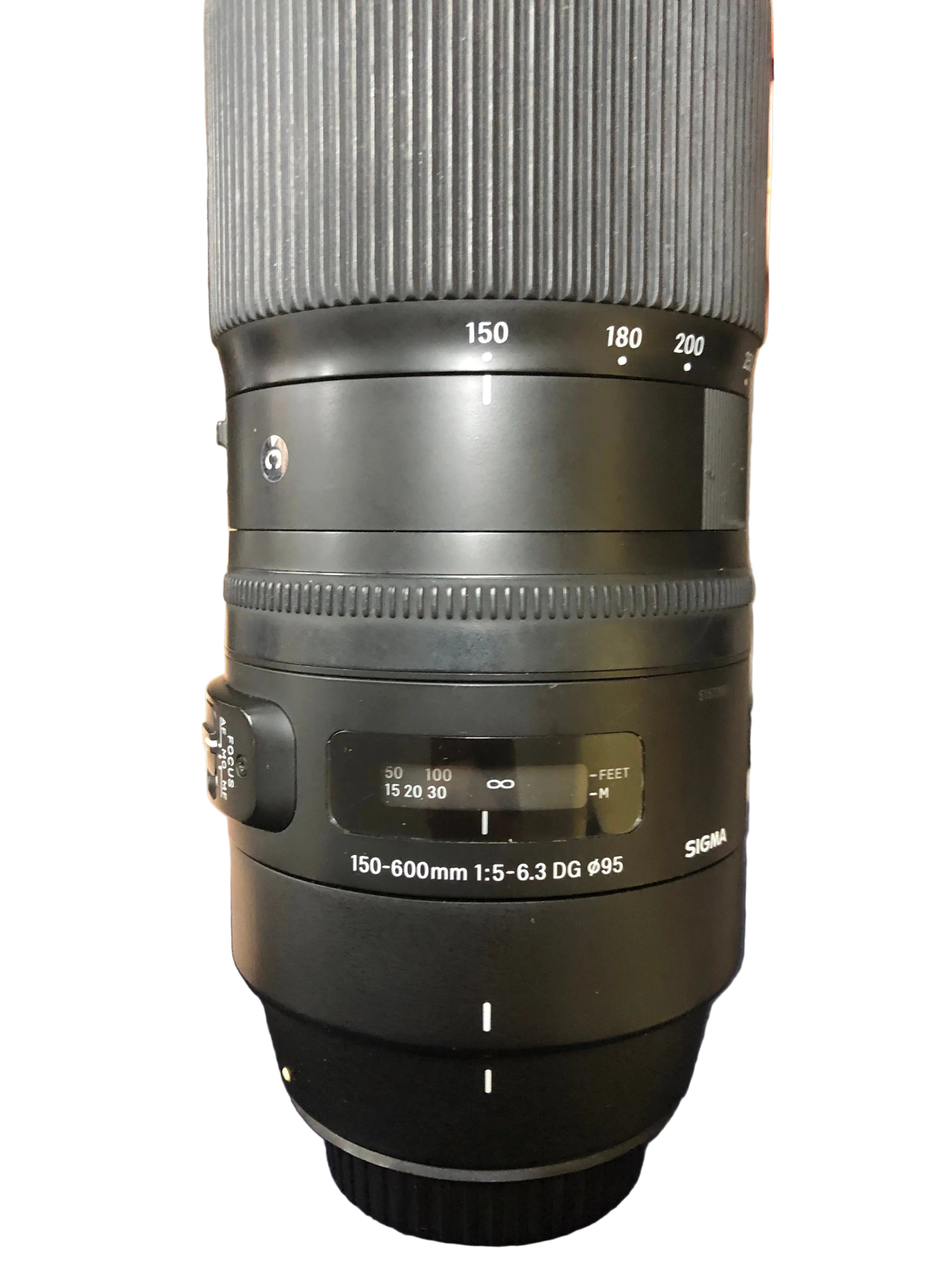 Sigma 150 - 600 mm Lens - 1:5 - 6.3 - DG