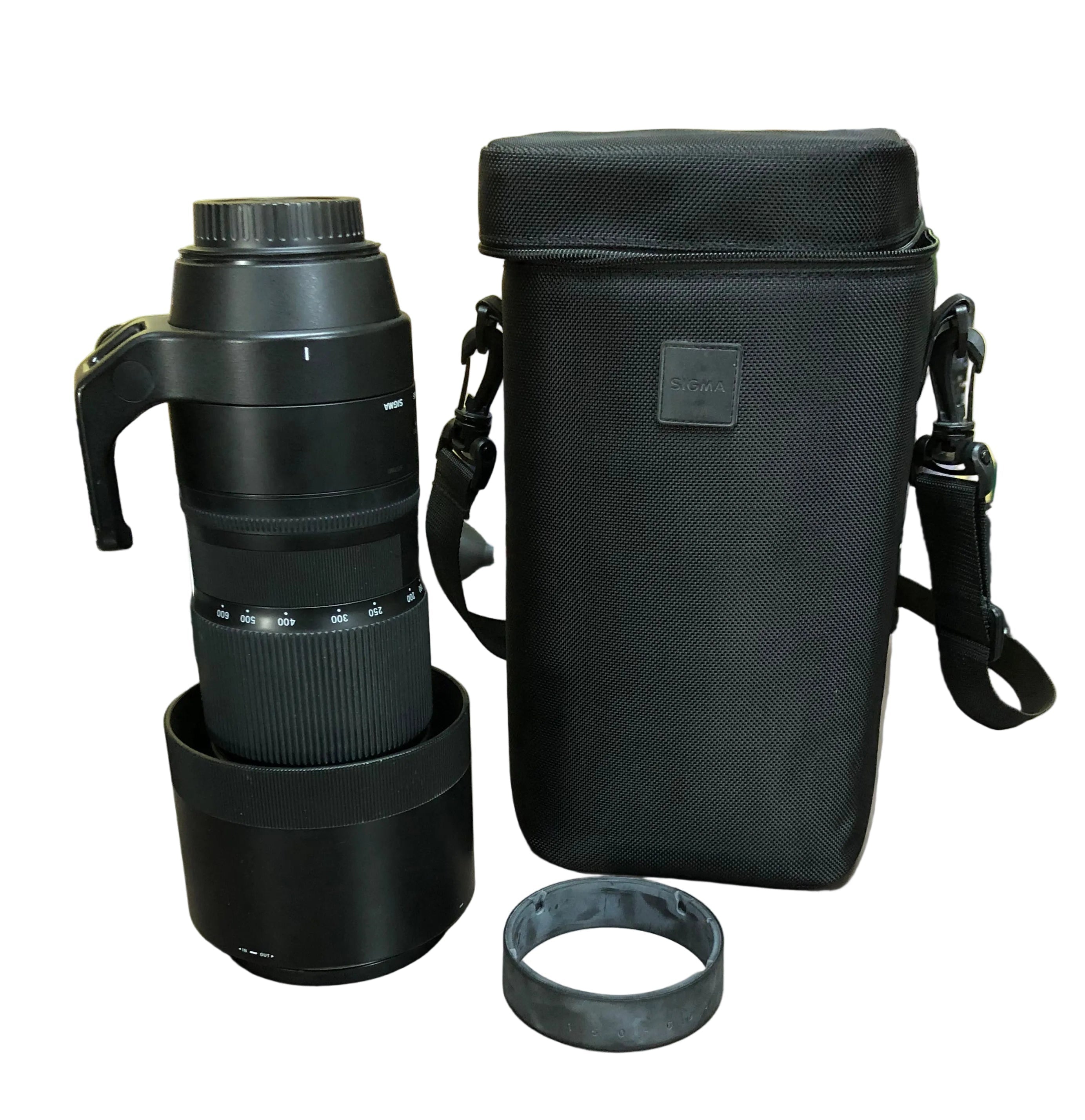 Sigma 150 - 600 mm Lens - 1:5 - 6.3 - DG