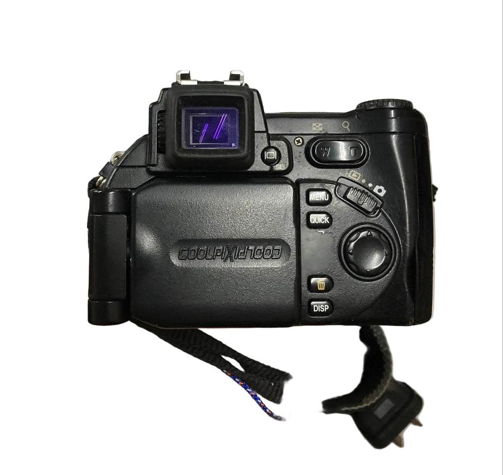 Nikon Cool Pix 5700 & Macro Lens