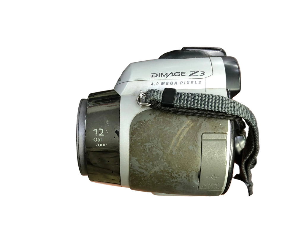 Minolta Z3 Camera